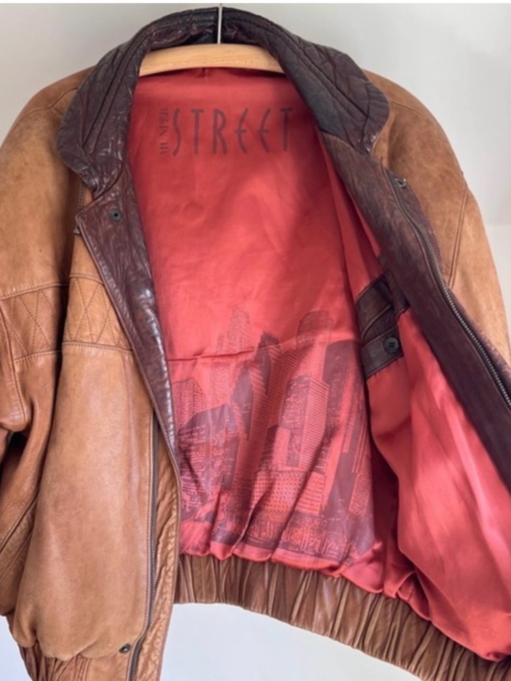Vintage 90s Leather Bomber Jacket | Quilted Funnel Neck | Oversized Brown | L - Picture 9 of 16